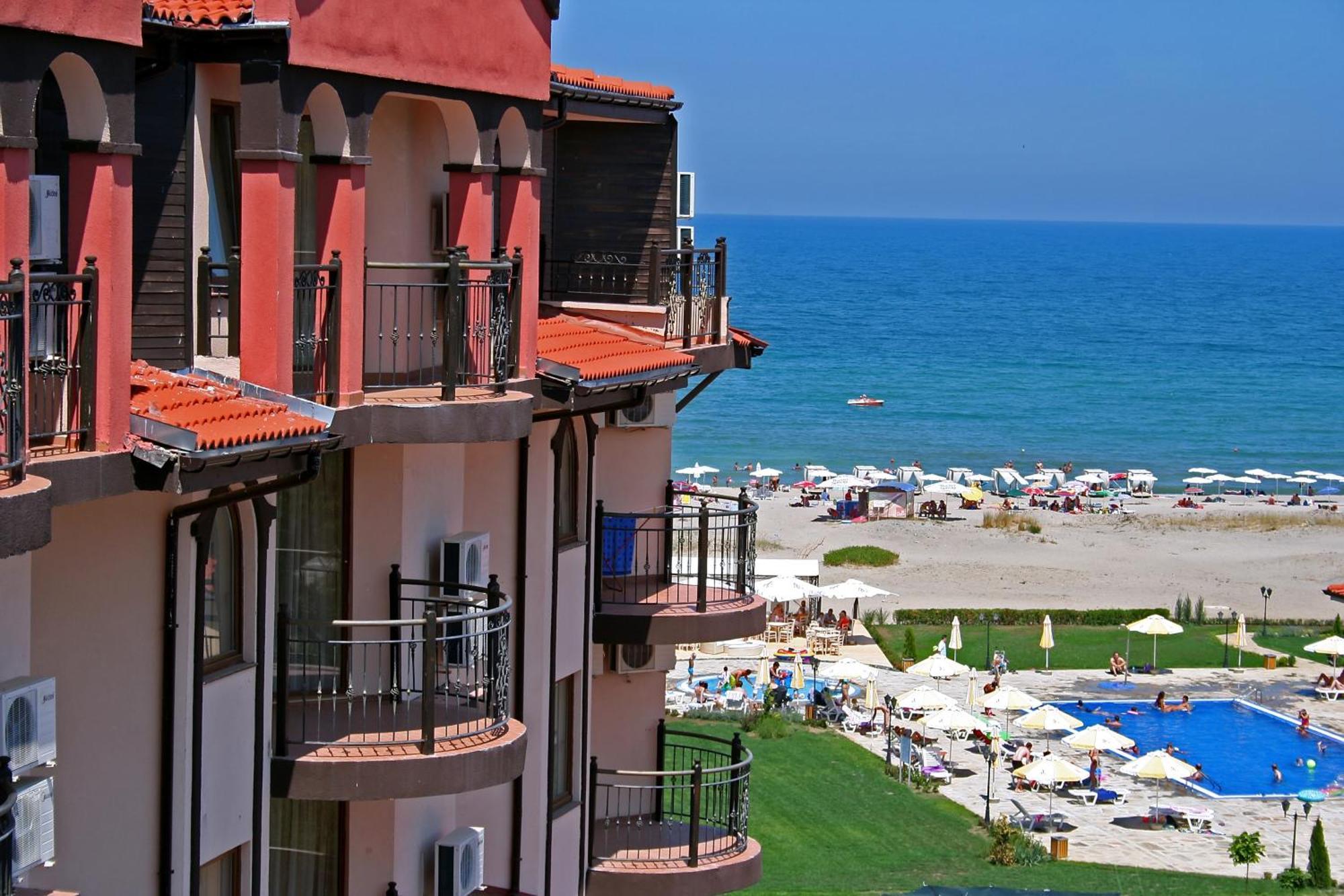 South Beach Hotel - New Management And Free Beach Access Tsarevo Exterior photo